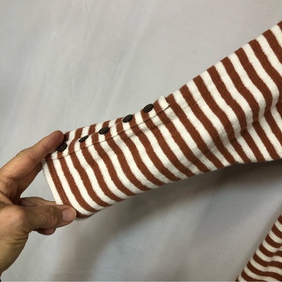 J. Jill Women’s Tee Shirt Buttons On 3/4 Sleeve Stripe Rust/Cream Square Neck - Picture 3 of 9